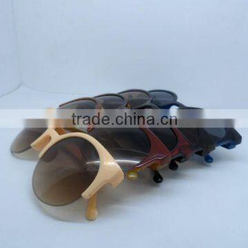 wholesale plastic sunglasses for men and women