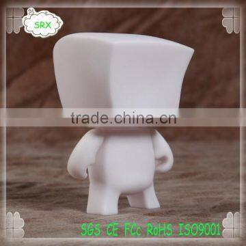 custom diy blank toys, blank kidrobot diy toys, custom diy toys