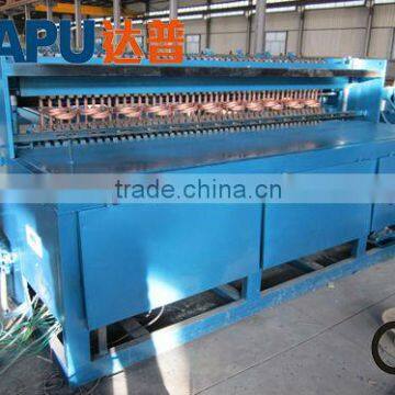 Fence mesh welding machine for building construction