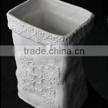 Deaign Fashion Decoration White Ceramic Rectangular Flowerpot