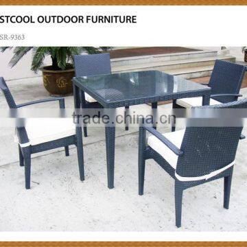 Patio Furniture PE Rattan Round Dining Set with 4 Chairs