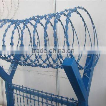 ISO9001 Standard the Lasted Razor Barbed Wire Machine / Razor Wire Fence photo-5