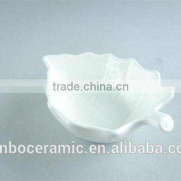 Stock Cheap Popular Small White Porcelain Leaf-shaped Dish photo-4
