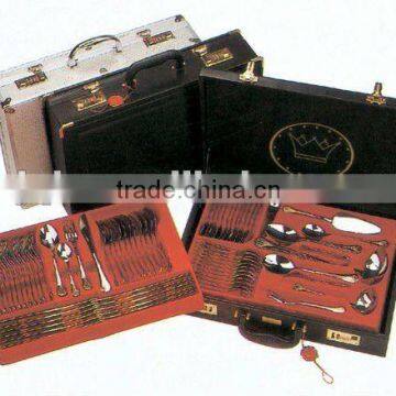 84pcs stainless steel cutlery set in wooden box made by Jieyang China