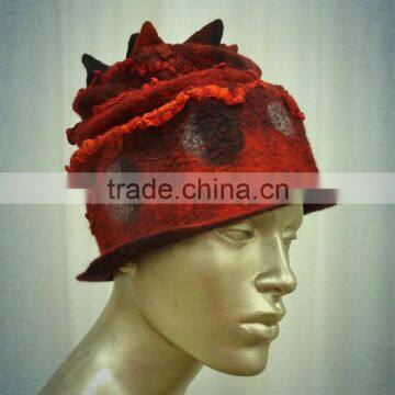 Best Selling Handmade in Nepal Eco-friendly Red Felt Hat