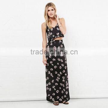 Woman floral print fitted high waist split skirt and crop top set