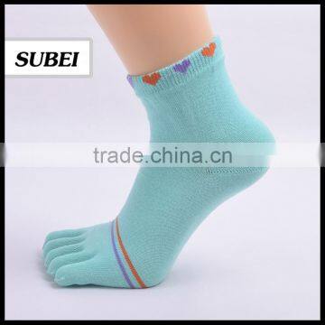 Lovely Jacquard Toe Sock Woman Yoga Pilates Sock photo-3