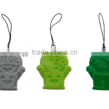 Plastic Cat shape Reflecting hanging glisten band for children school bag and traffic safe