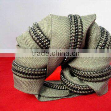 10 nylon zipper long chain