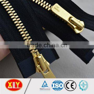 Fashion ykk color tape two way metal zipper and gold metal zipper