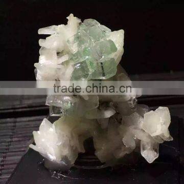 Natural Apophyllite Stone Crystal Fish Eye Mineral Ore Stone