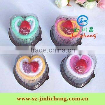 Clear heart shape cake blister clamshell