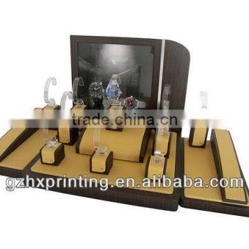 High quality wood watch display stand OEM welcome WD022