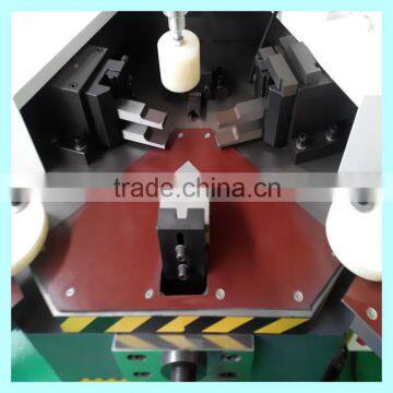 High Quality Single Head Aluminum Window Profile Corner Combining Machine photo-2