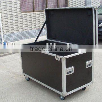 Utility Trunk with Detachable Cover on Wheels