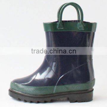 High quantity black color pull ring rubber rain boots for boys