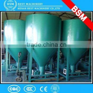 Small farm use chicken cow feed mixing machine/poultry feed mixer