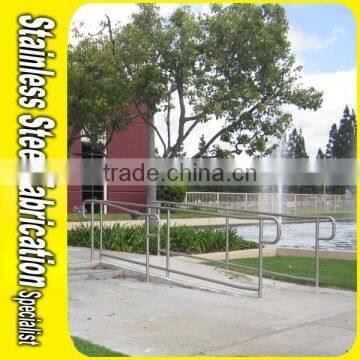 Modern Design Stainless Steel Decorative Outdoor Free Standing Handrails photo-4