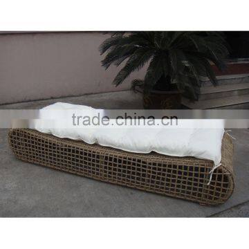 Outdoor Elegant Rattan Sofa Lounger Bed photo-2