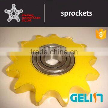 OEM customized hardened teeth high speed roller chain ball bearing idler sprocket