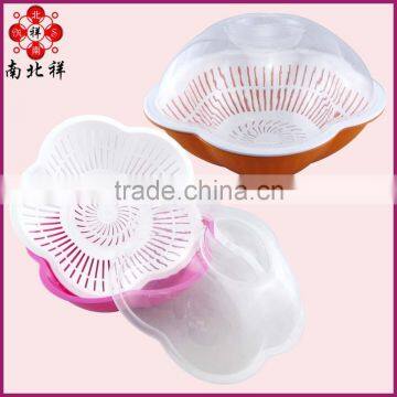 Plum shaped plastic strainer with tray & cover