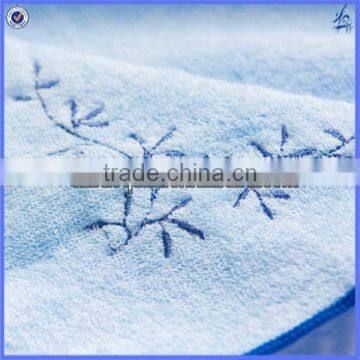 2015 Hot Sale Square Bamboo Fiber Face Towel China Mamufacturer photo-4