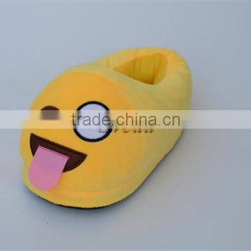 High quality Emoji slipper Emoji plush slipper soft plush toy wholesale price