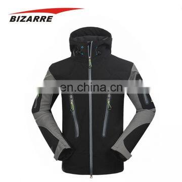 Top sale Waterproof Outdoor Hiking Softshell Jackets For Man