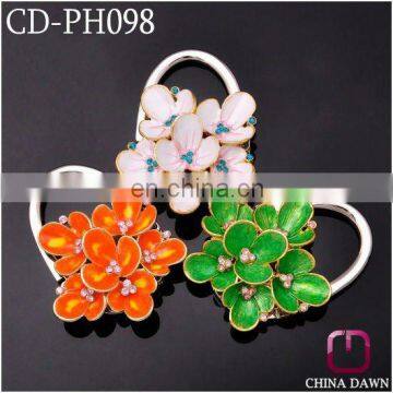 Flower shaped alloy hook with stones CD-PH098