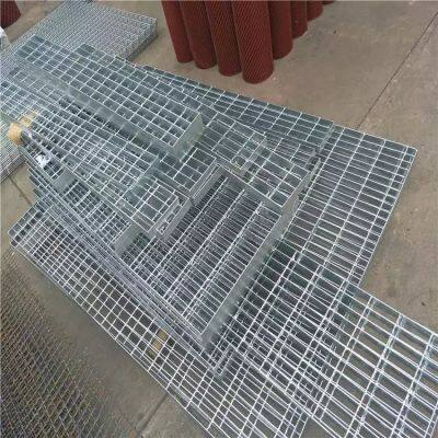 Galvanized Steel Grating 30mm Bearing Bar Spacing for Heavy Load Areas photo-5