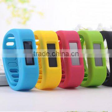 2015 New Product Smart Bluetooth Bracelet Pedometer Sport Sleeping Monitor Time Display Exercise Distance Android IOS APP
