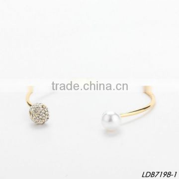 crystal ball and pearl double end cuff bangle fashion alloy jewelry