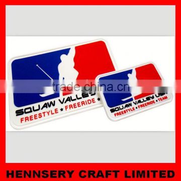 Soft pvc customized embossed logo national flag pin badge