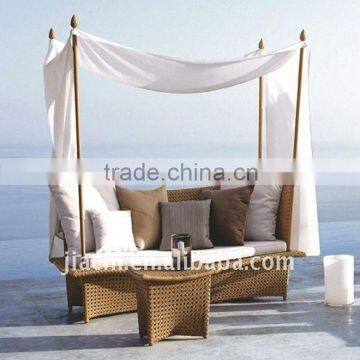 rattan beach sunbed