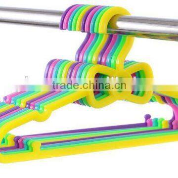 Hot Sell Factory Supply Cheap Plastic Clip Hanger photo-5
