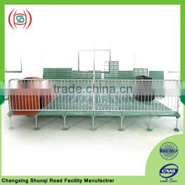 Advanced Animal Obstetric Table for Pig Cleaning Equipment photo-3