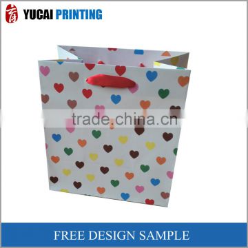 White love paper bag for packing clothing