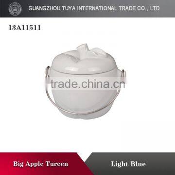 Apple shaped pot with lid