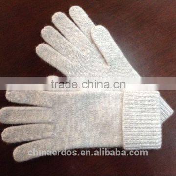 Kintted cashmere gloves