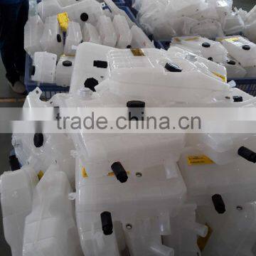 OEM Car Expansion Tank PP Engine Cooling System photo-2