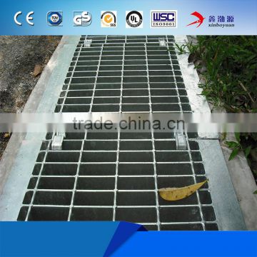 2017 China manufacturer hot dipped galvanized 25*5 road drainage steel grating