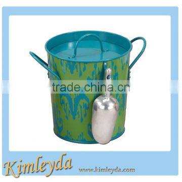 Tin Ice Bucket with Shovel