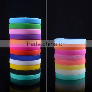 Cheap New Men And Women Sport Silicone Rubber Bracelet Rubber Straps Wristband photo-2