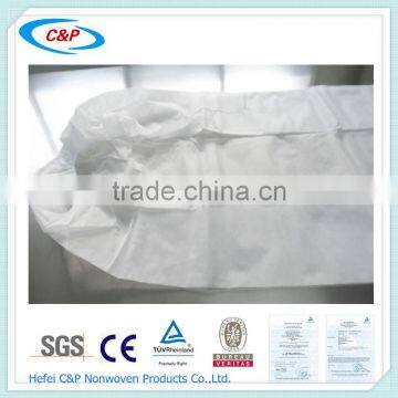 Fitted mattress cover for massage