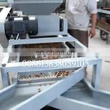 Factory price automatic almond shelling machine