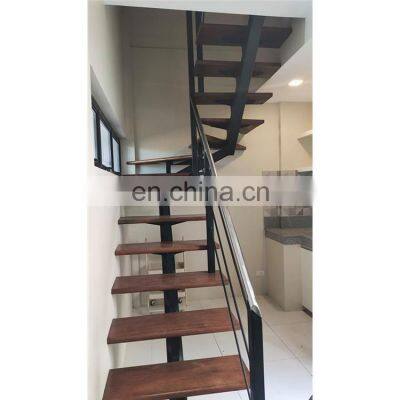 Customized central spine stair middle stringer staircases with wood tread