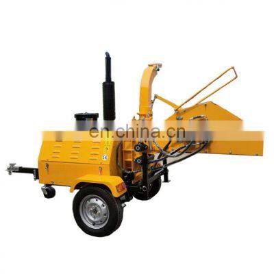 Small mobile diesel engine wood chipper 40hp for sale electric start full hydraulic system