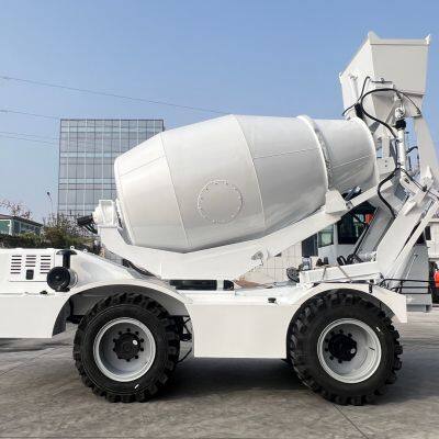 Самозагружающийся бетоносмеситель SD5000M