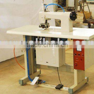 Non woven bags machine