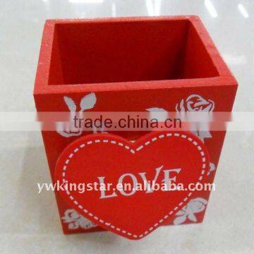 Wooden Heart Pencil Holder